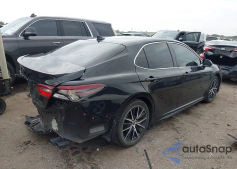 2023 Toyota Camry Se z USA, uszkodzony, nr VIN 4T1G11AK1PU789940